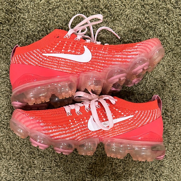 Nike W Air VaporMax Flyknit 3 - Picture 1 of 6